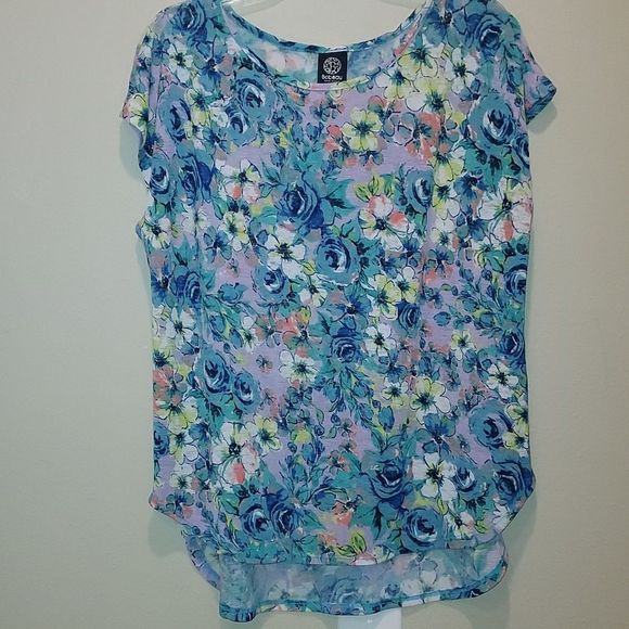 bobeau Tops - Bobeau high low blouse